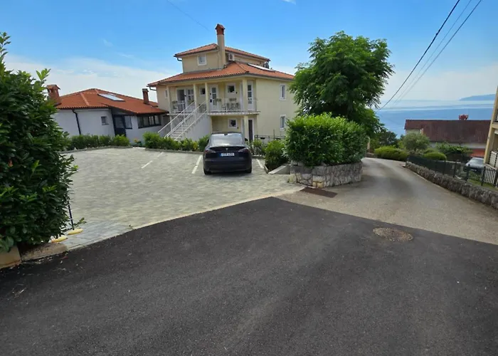 Apartament Kolmanic, Sea View, Free Privat Parking Ičići