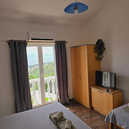 Kolmanic, Sea View, Free Privat Parking 아파트 Ičići