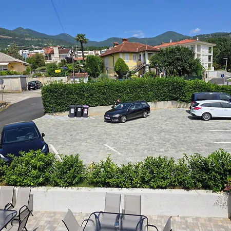Kolmanic, Sea View, Free Privat Parking 아파트 Ičići