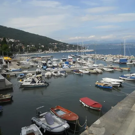 아파트 Kolmanic, Sea View, Free Privat Parking Ičići