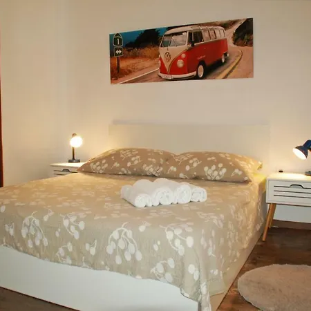 Kolmanic, Sea View, Free Privat Parking *